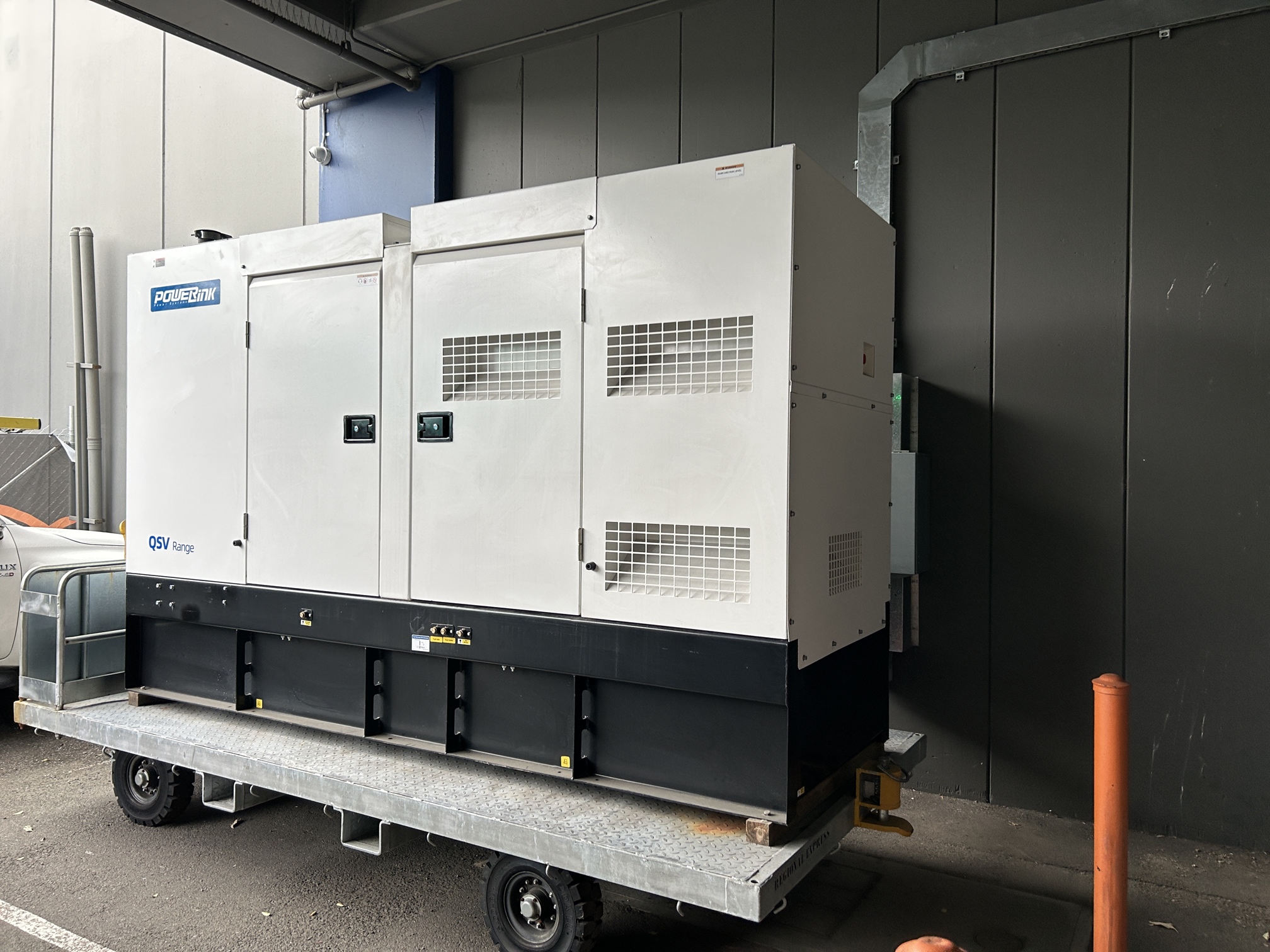 Rex Airlines headquarters – Mascot